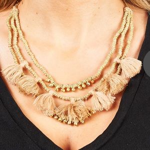 Blume Project necklace- beige with tassels- NWT ❤️⭐️